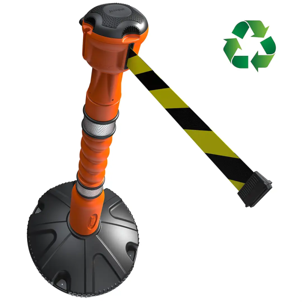 Avspärrningspaket med 1 punkt (1 x 9 m gul/svart avspärrningsband) SKIPPER-system. 