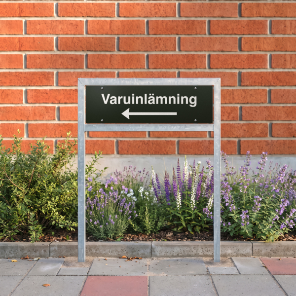 Varuinlämning - svart hänvisningsskylt med vänsterpil, 150 x 500 mm 3 mm alu-sandwich