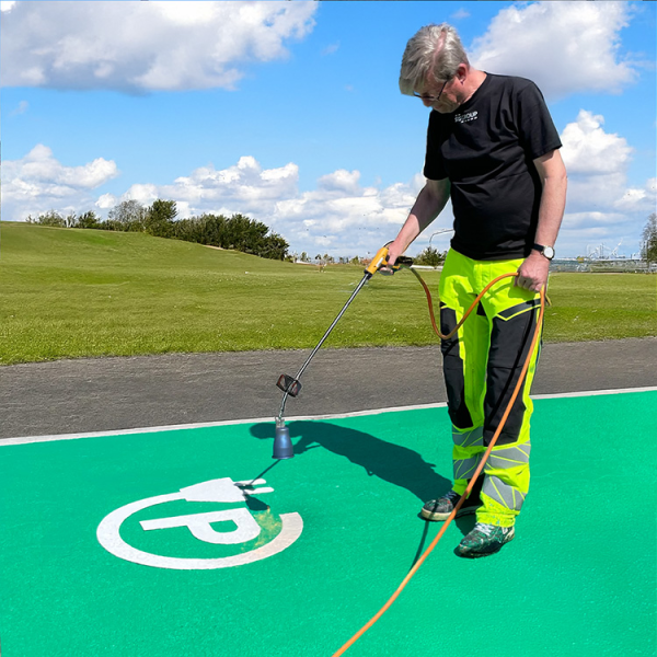 PlastiRoute RollGrip trafikgrön vägmarkeringsfärg – 16 kg inkl. härdare