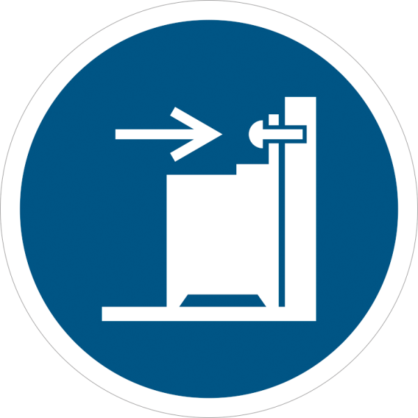 M071: Use anti-tip restraints